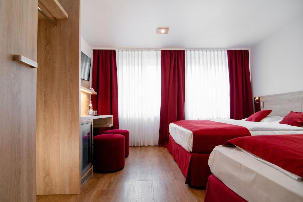 Leomar Hotel Ulm Kültér fotó