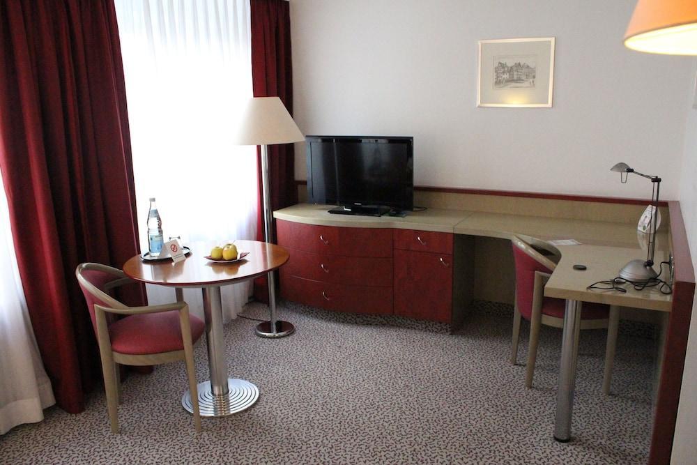 Leomar Hotel Ulm Kültér fotó