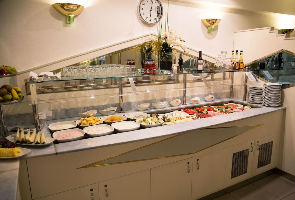 Leomar Hotel Ulm Kültér fotó